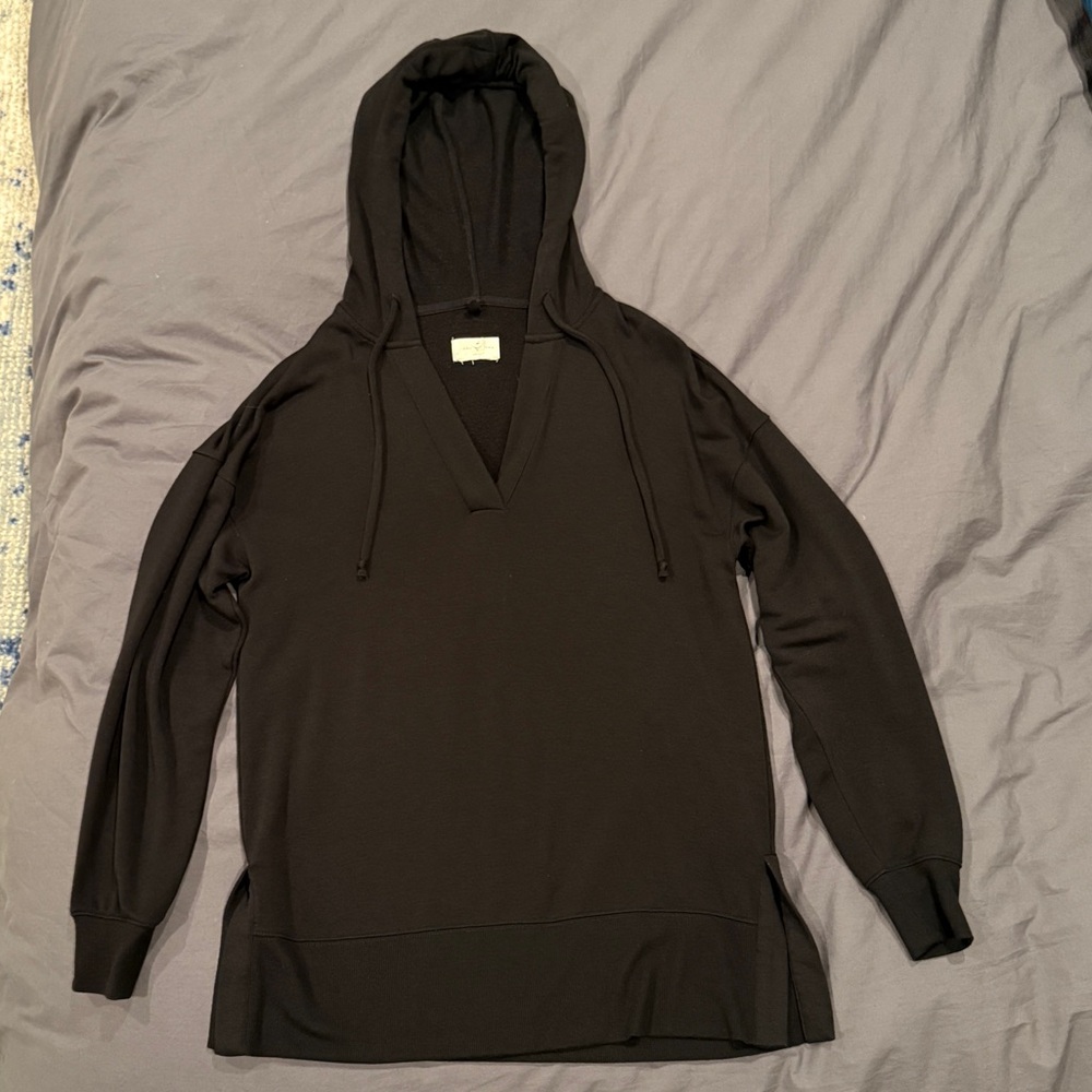 Lou & Grey black hoodie XS